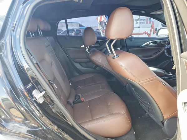 2017 INFINITI QX30