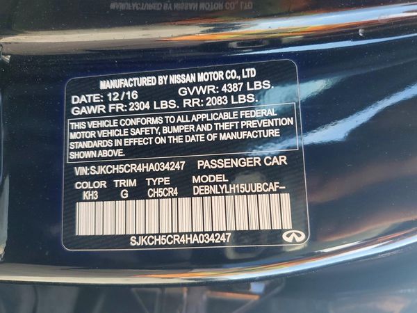 2017 INFINITI QX30