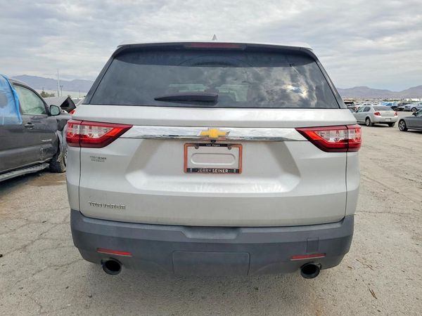 2018 CHEVROLET TRAVERSE LS