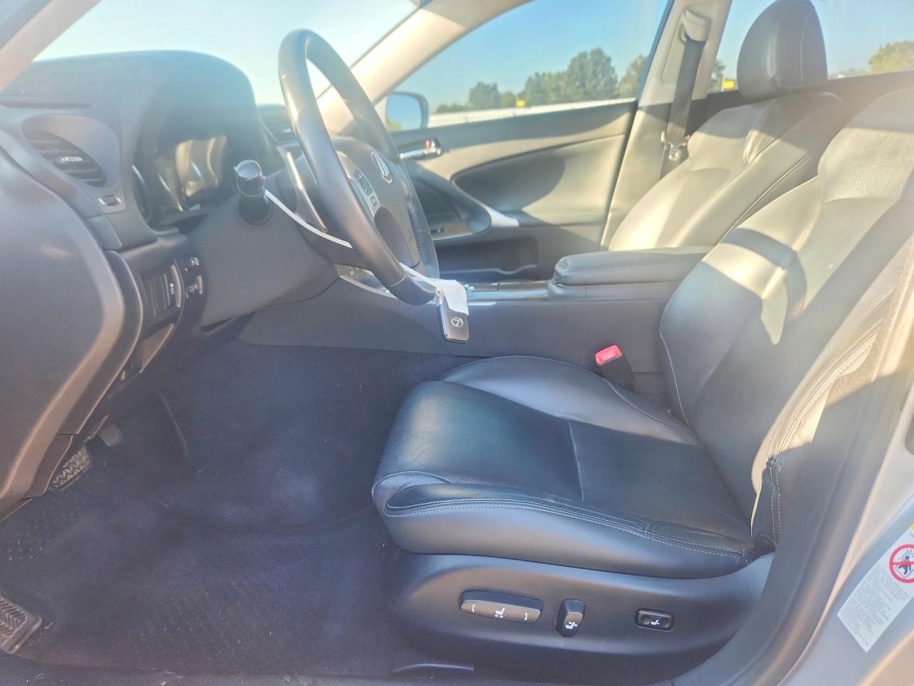 2012 LEXUS IS 250C