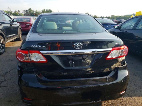 2013 TOYOTA COROLLA