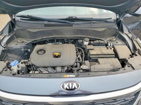 2021 KIA SELTOS EX