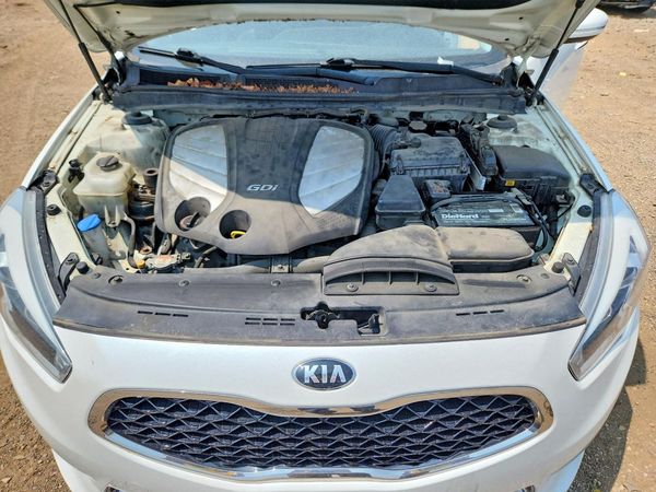 2014 KIA CADENZA EX