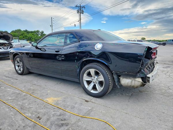 2017 DODGE CHALLENGER SXT