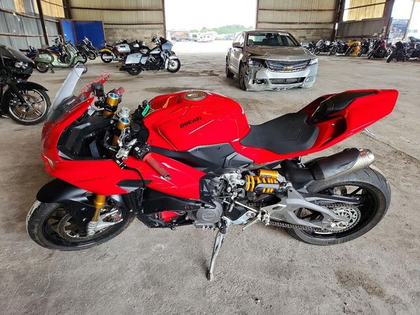 2026 DUCATI PANIGALE