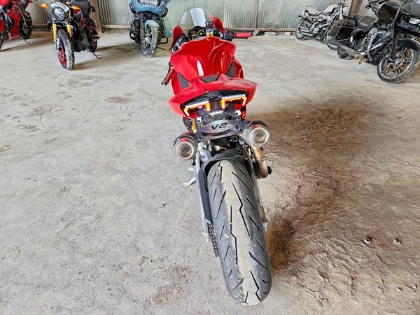 2026 DUCATI PANIGALE