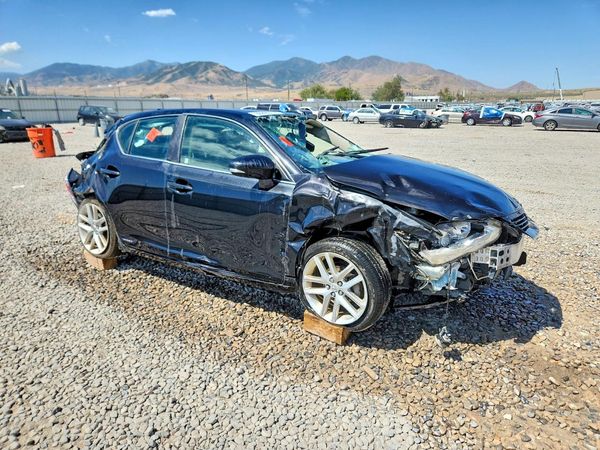 2017 LEXUS CT 200h