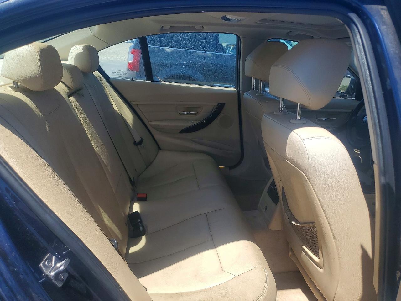 2013 BMW 320 SA