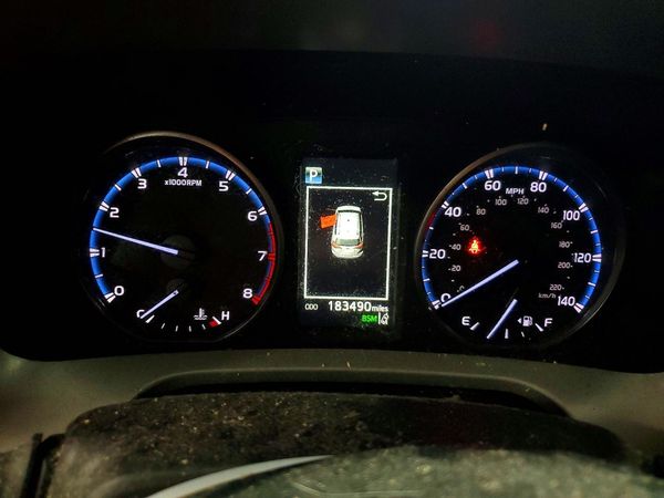 2018 TOYOTA RAV4 Adventure/XLE
