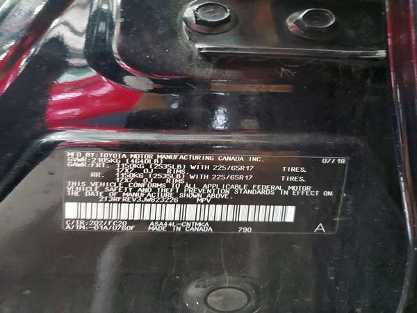 2018 TOYOTA RAV4 Adventure/XLE