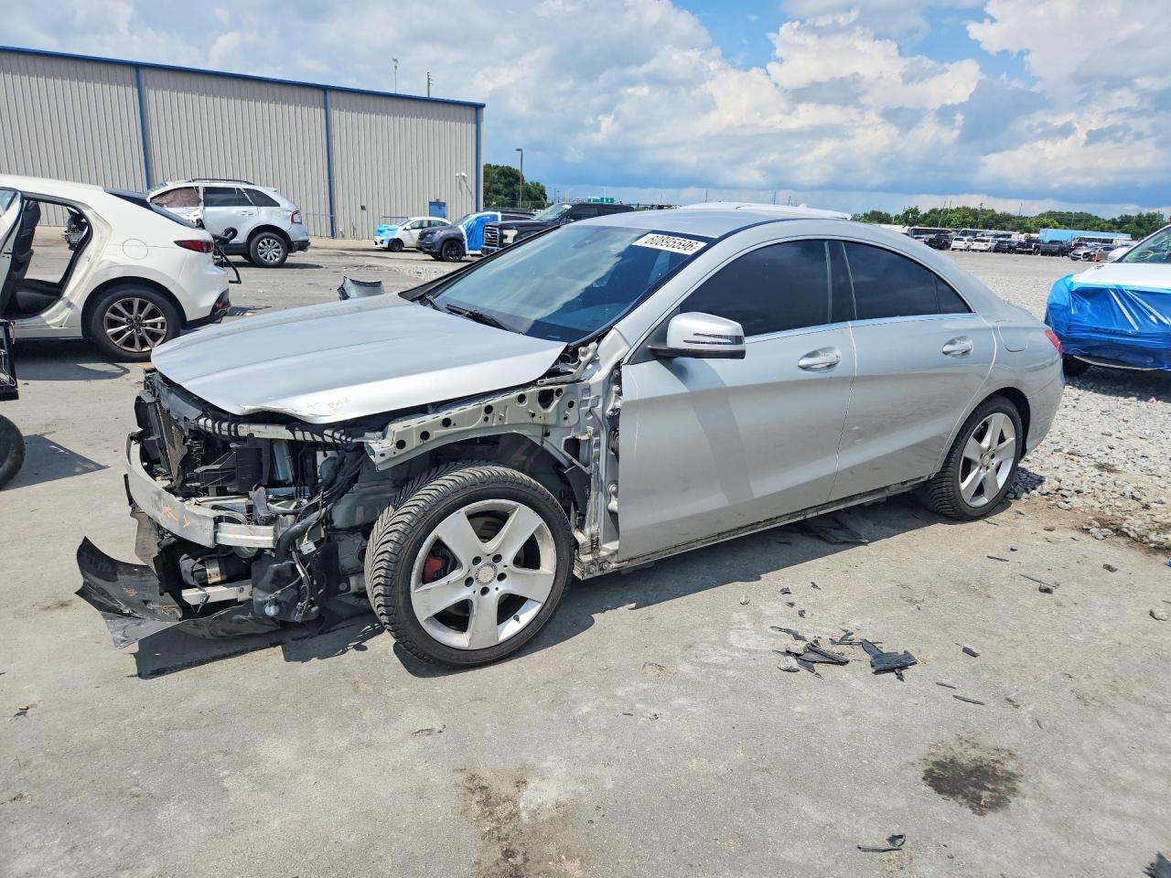 2016 MERCEDES-BENZ CLA