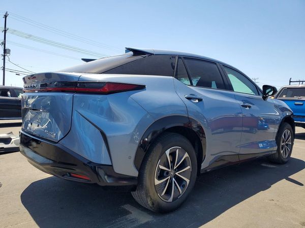 2023 LEXUS RZ 450e Luxury/Premium
