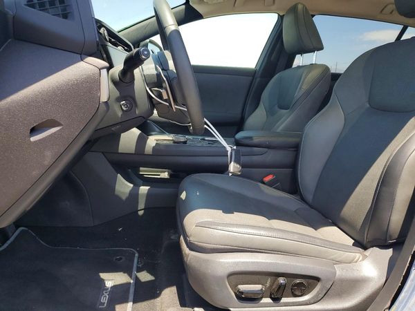 2023 LEXUS RZ 450e Luxury/Premium