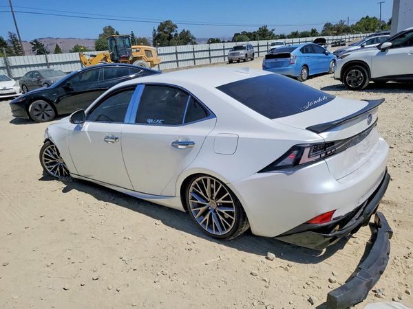 2016 LEXUS IS 200t