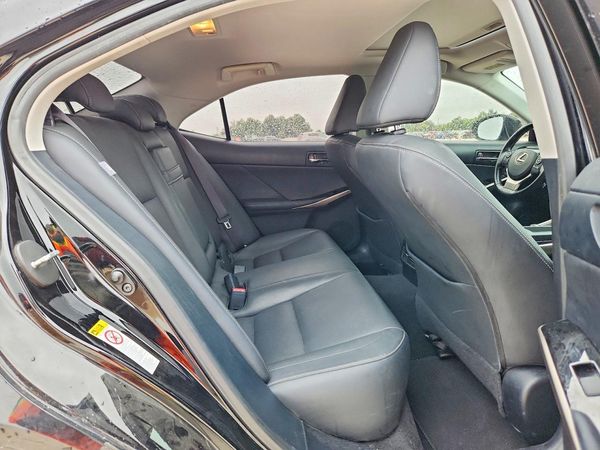 2015 LEXUS IS 250