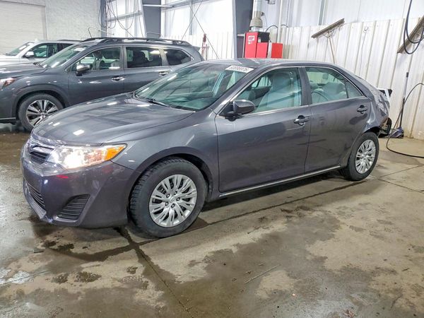2013 TOYOTA CAMRY