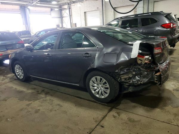 2013 TOYOTA CAMRY