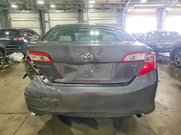 2013 TOYOTA CAMRY