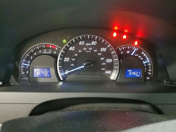 2013 TOYOTA CAMRY