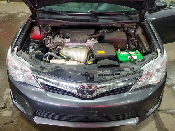 2013 TOYOTA CAMRY
