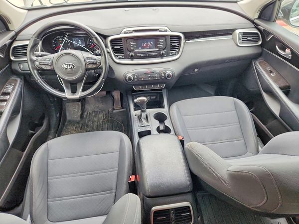 2016 KIA SORENTO L / LX — CKPT