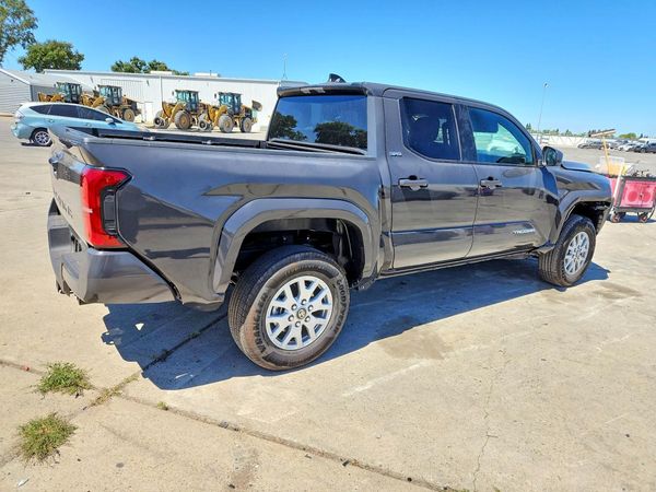 2025 TOYOTA TACOMA