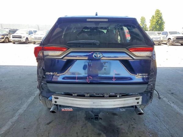 2019 TOYOTA RAV4