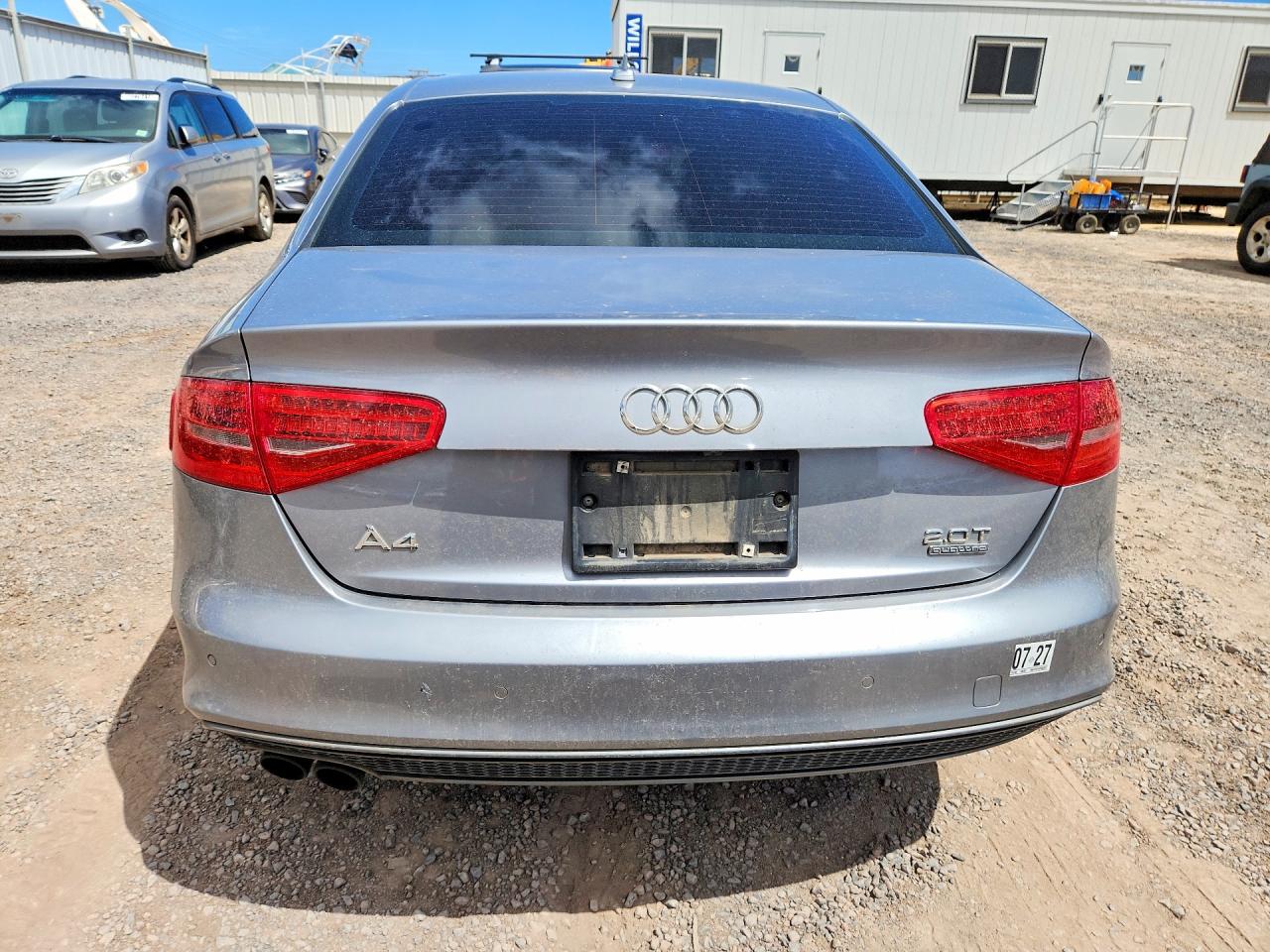 2015 AUDI A4