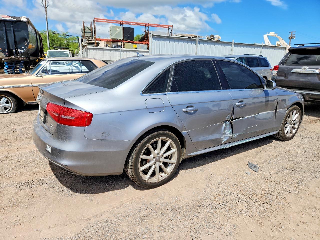 2015 AUDI A4