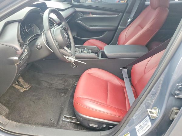 2024 MAZDA 3 Preferred Package