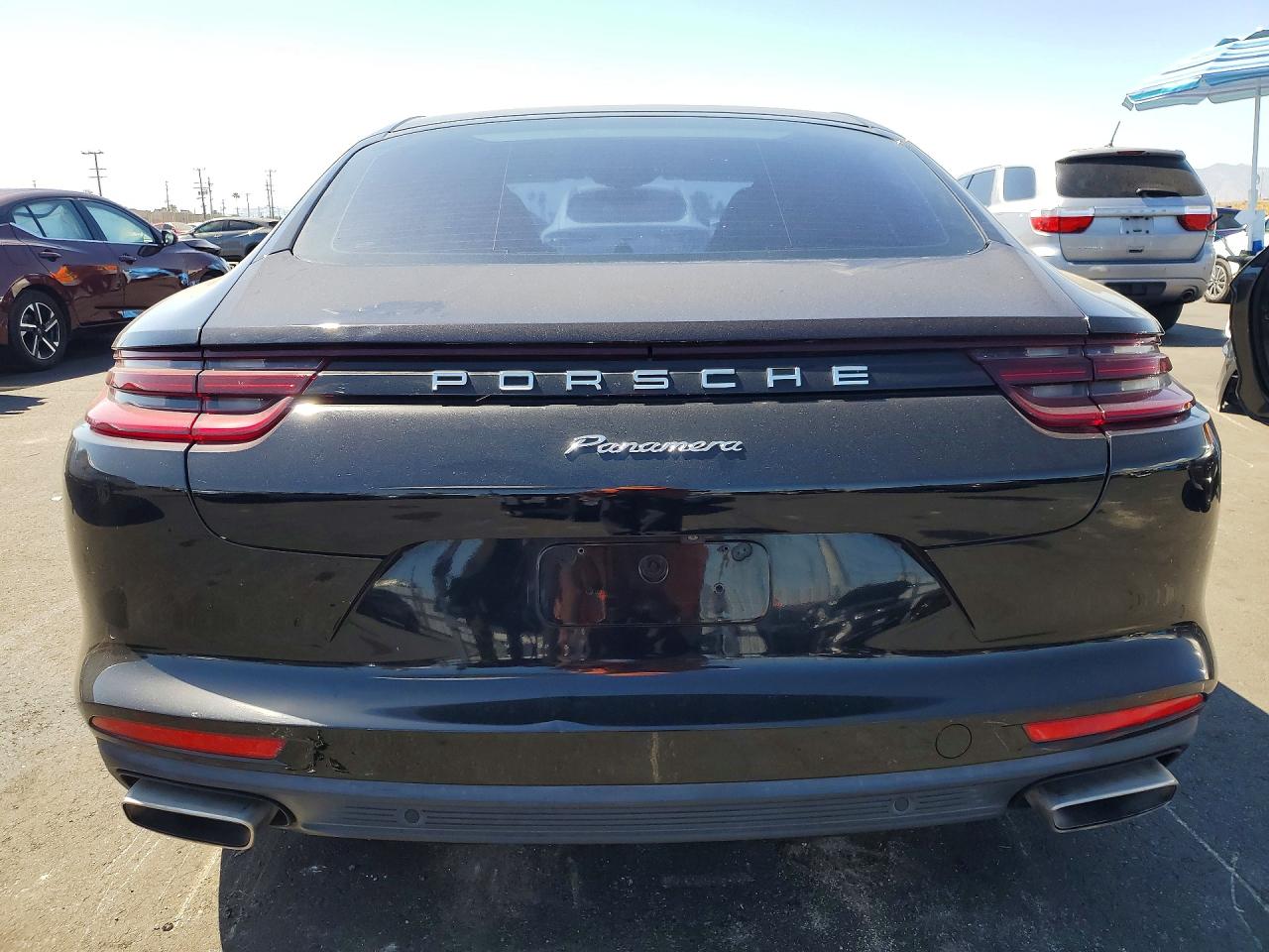 2018 PORSCHE PANAMERA Base / 4