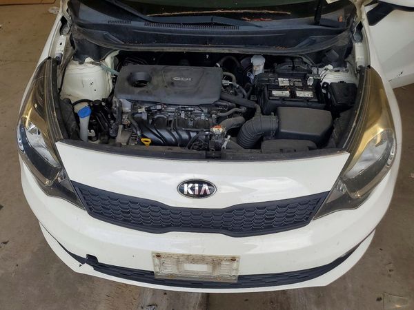 2015 KIA RIO LX