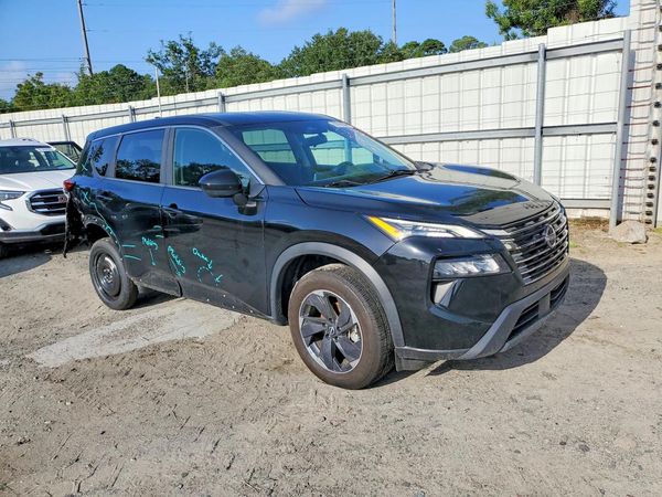2024 NISSAN ROGUE SV — Passenger 3/4