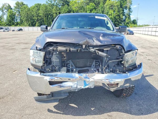 2016 RAM 2500 SLT