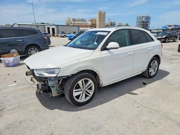 2017 AUDI Q3 quattro Premium