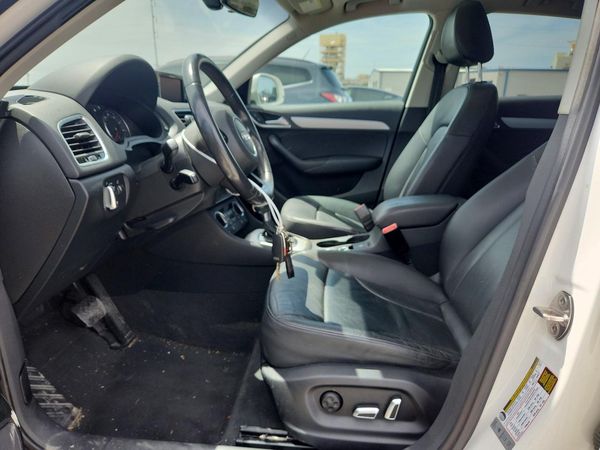 2017 AUDI Q3 quattro Premium
