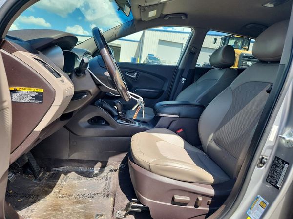 2015 HYUNDAI TUCSON GLS (Middle)