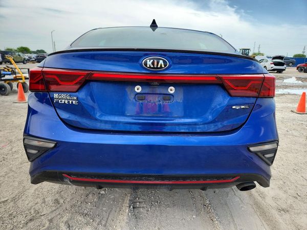 2020 KIA FORTE GT Line