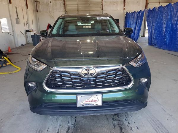 2023 TOYOTA HIGHLANDER