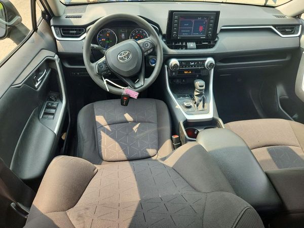 2021 TOYOTA RAV4 XLE HV