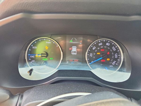 2021 TOYOTA RAV4 XLE HV