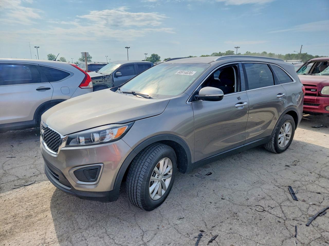 2016 KIA SORENTO L / LX