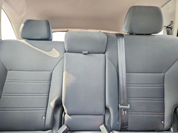 2016 KIA SORENTO L / LX