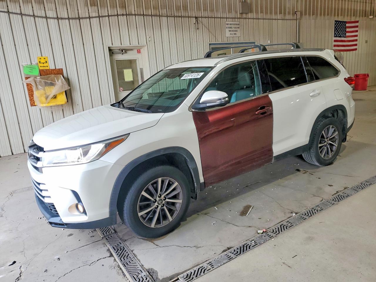 2019 TOYOTA HIGHLANDER SE/XLE