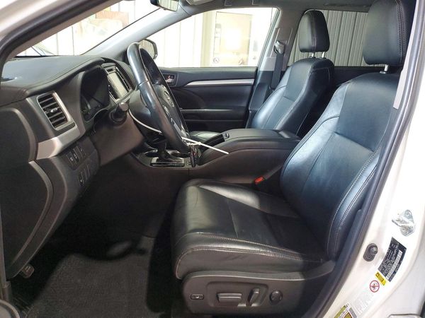 2019 TOYOTA HIGHLANDER SE/XLE