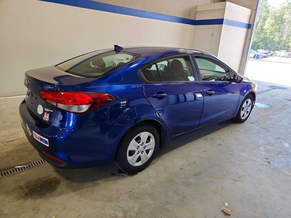 2018 KIA FORTE LX Base