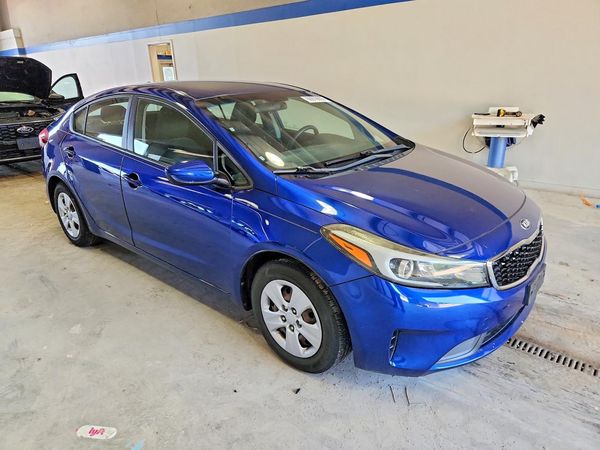 2018 KIA FORTE LX Base
