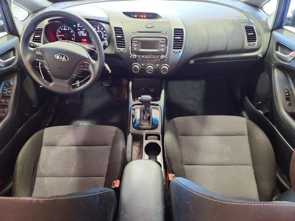 2018 KIA FORTE LX Base