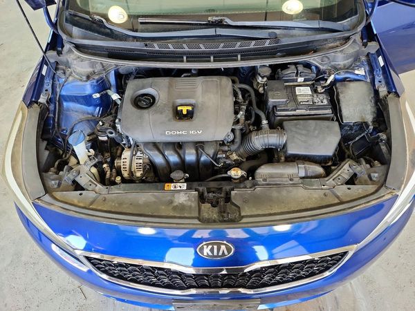 2018 KIA FORTE LX Base