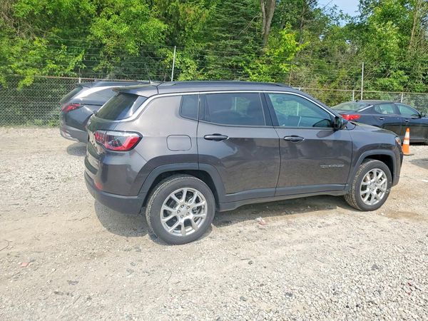 2023 JEEP COMPASS